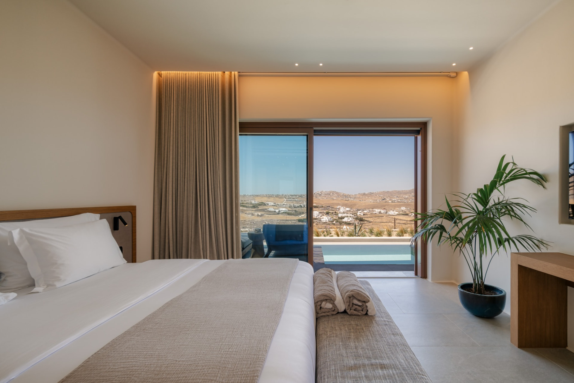 Petrablu, Mykonos — photograph 5