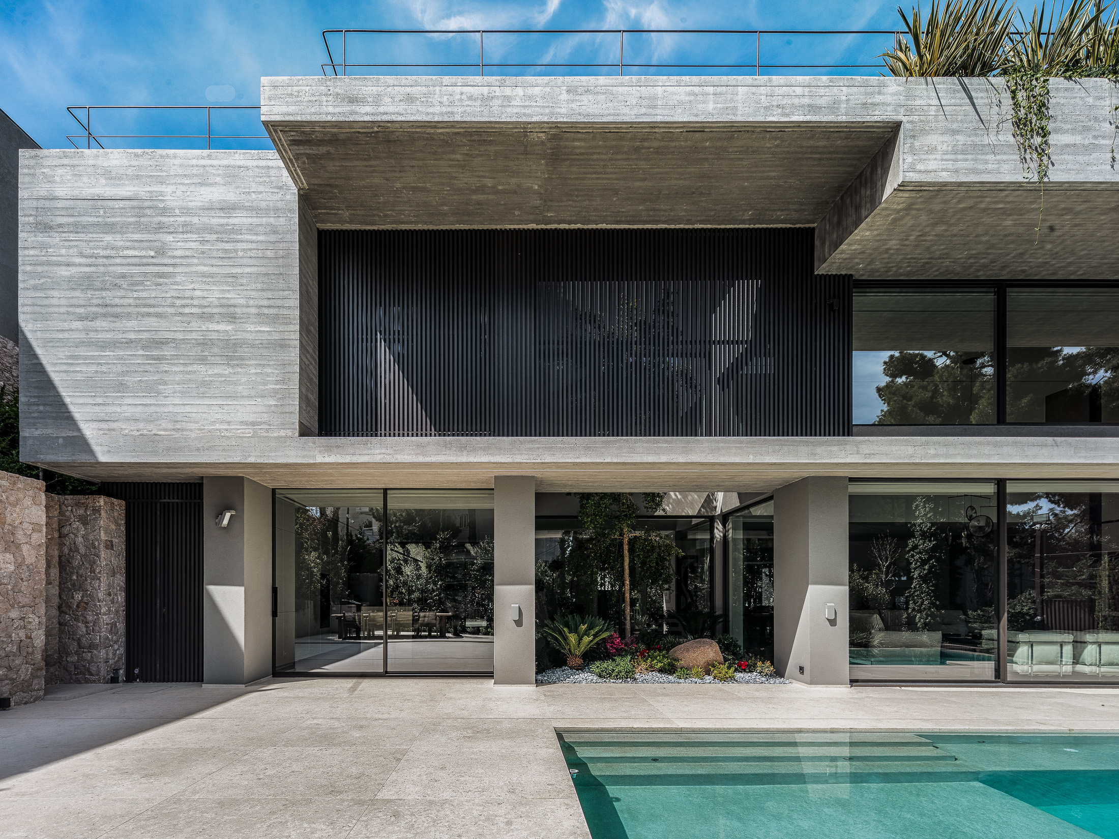 Private Residence — photograph 5